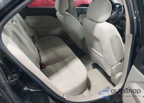 2008 Ford Fusion Se z USA, uszkodzony, nr VIN 3FAHP07168R251331